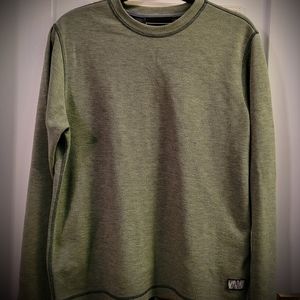 The hundreds pullover shirt size small